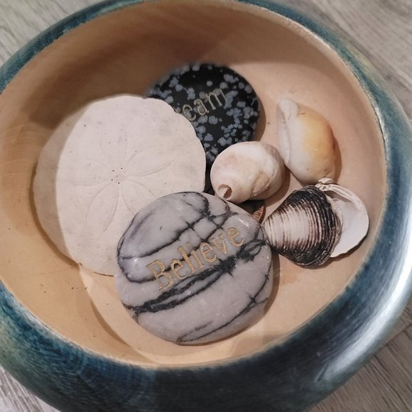 wooden hand carved tropical themed round box container with shells sand dollar - Picture 6 of 10